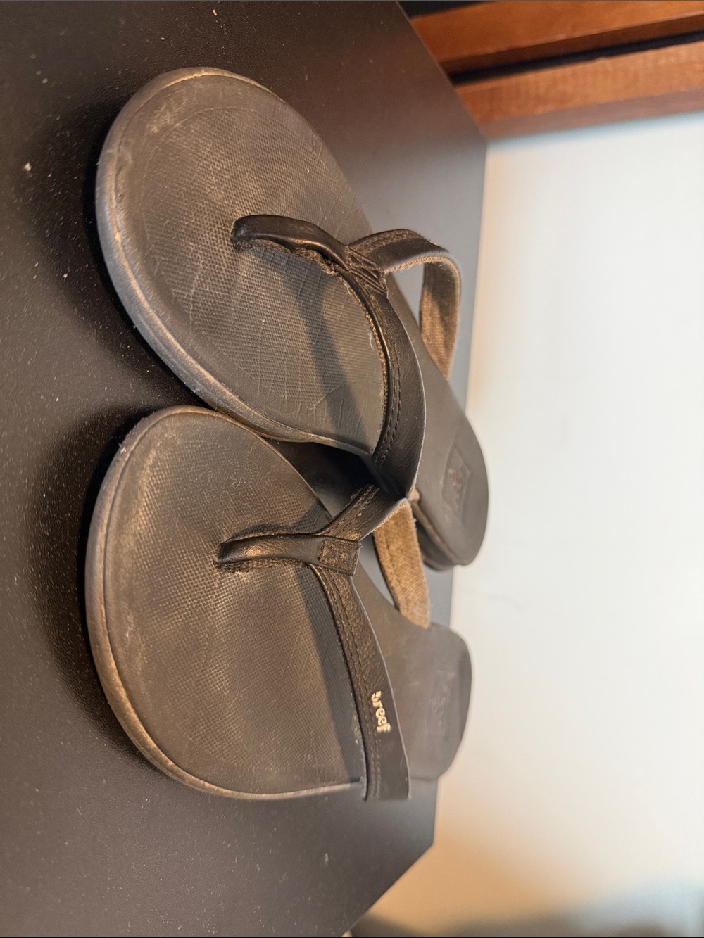 Reef Black Women's Leather Thong Sandals